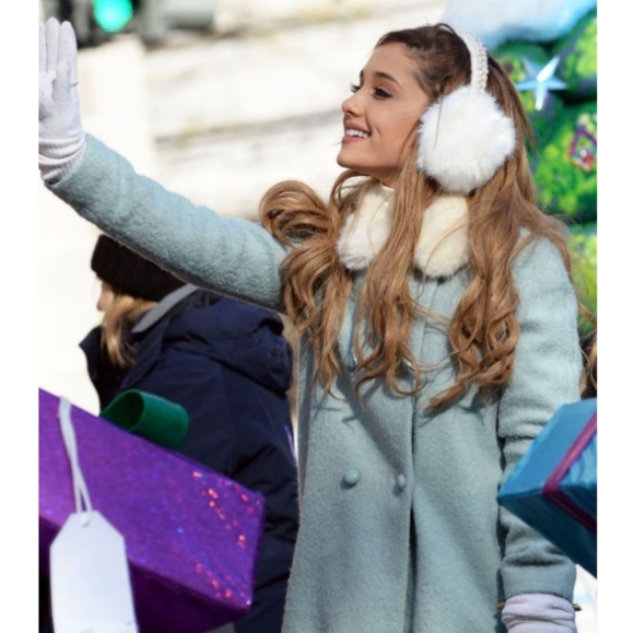 ADRIANA GRANDE Cozy Earmuffs In White - Picture 12 of 16